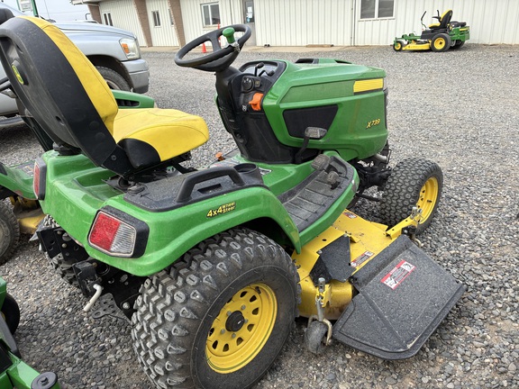 2015 John Deere X739 Garden Tractor