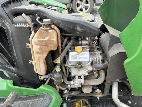 2015 John Deere X739 Garden Tractor