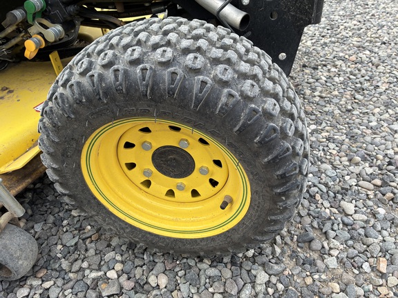 2015 John Deere X739 Garden Tractor