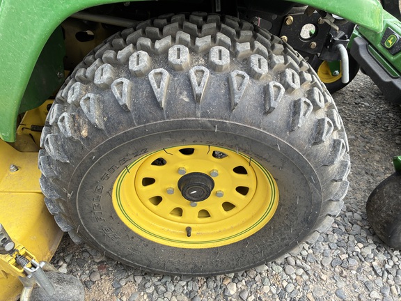 2015 John Deere X739 Garden Tractor