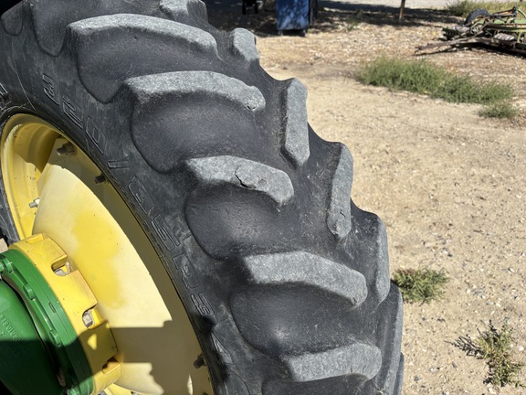 2008 John Deere 7230 Premium Tractor