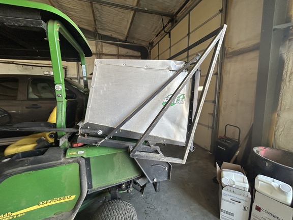 2008 John Deere 1445 Mower/Front Deck