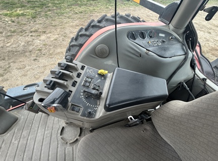 2000 Case IH MX270 Tractor
