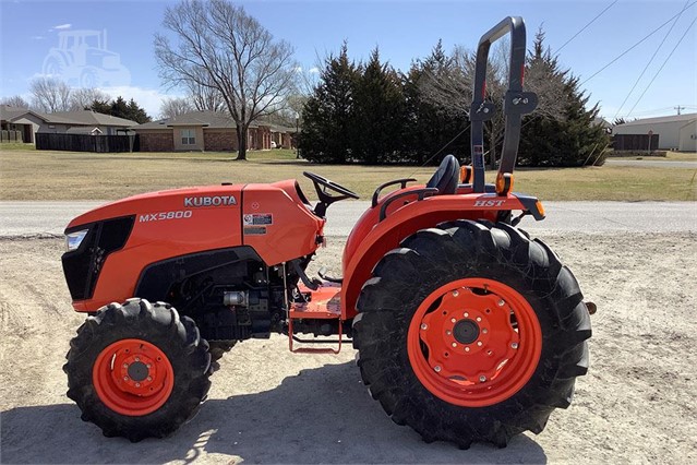 2017 Kubota MX5800 Tractor