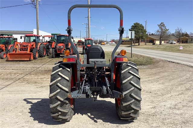 2017 Kubota MX5800 Tractor