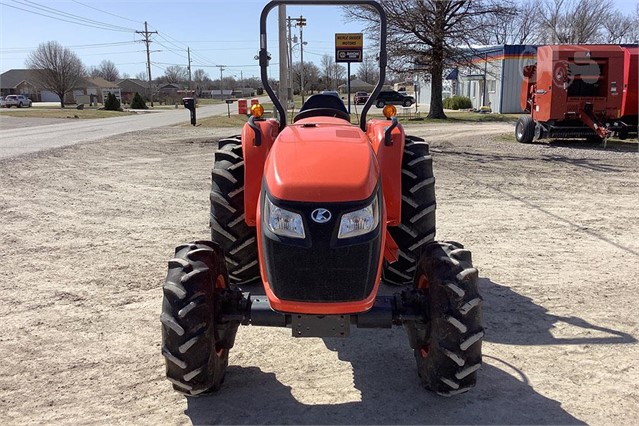 2017 Kubota MX5800 Tractor