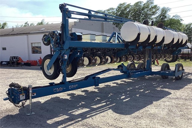 Kinze 3600 Planter