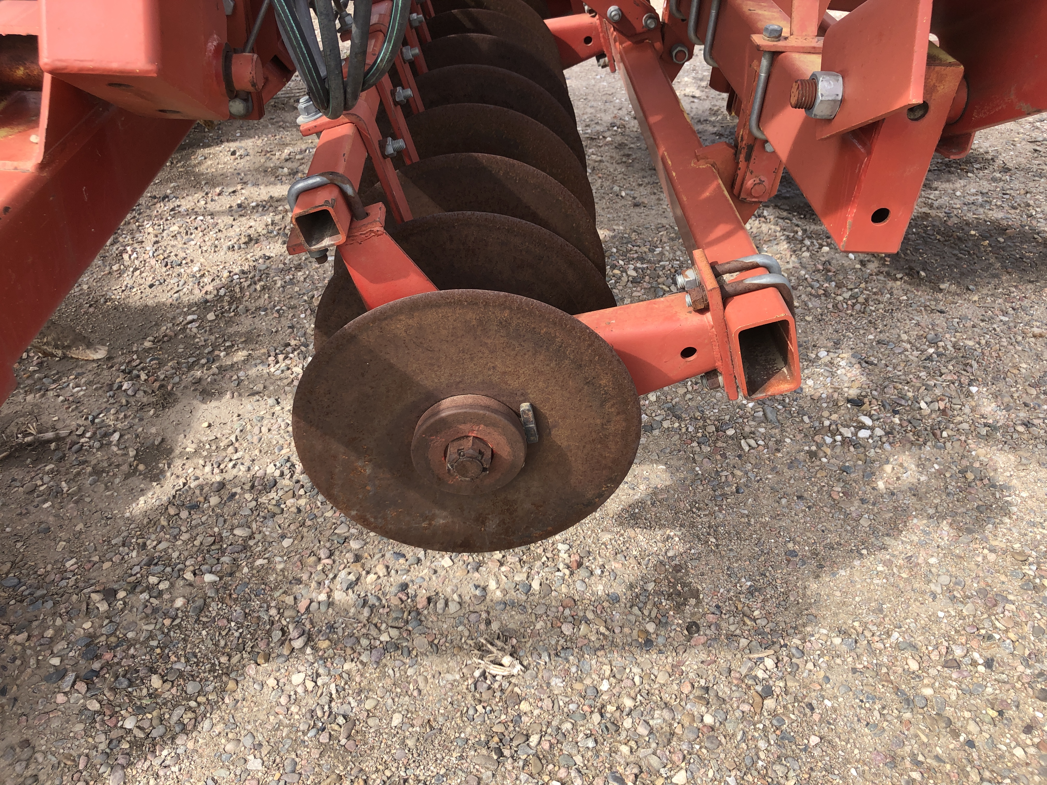 2001 Kuhn-Krause 4820 Chisel Plow