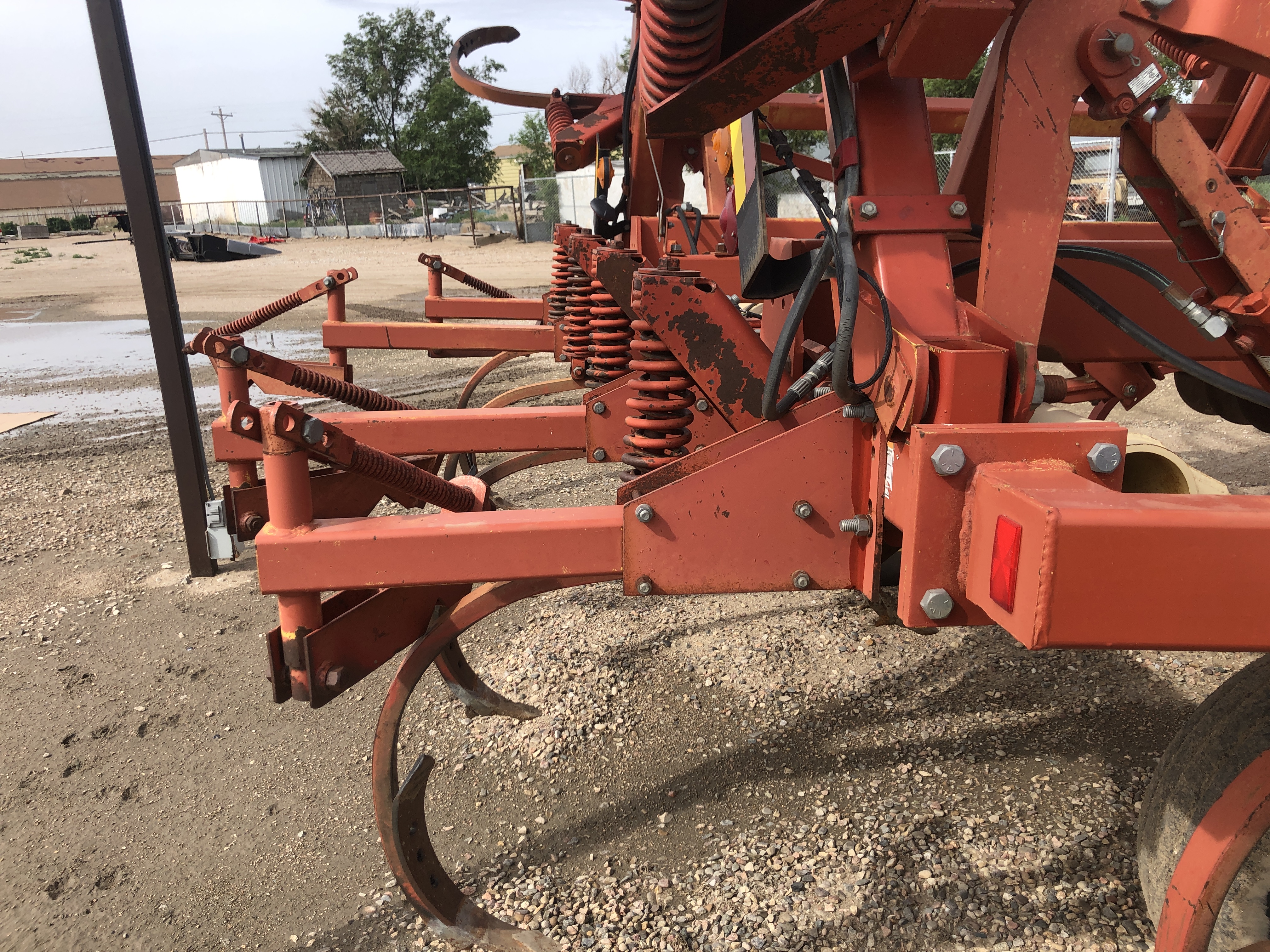 2001 Kuhn-Krause 4820 Chisel Plow