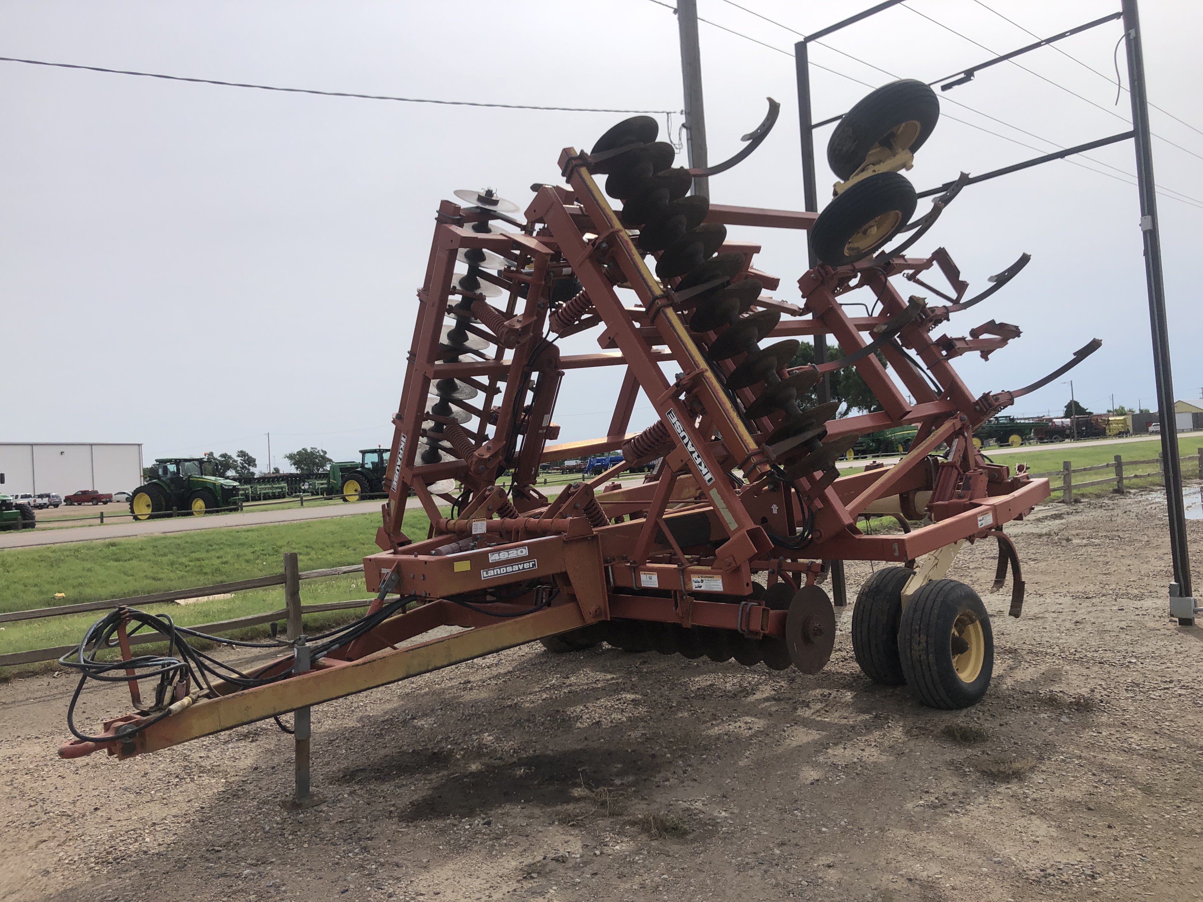 2001 Kuhn-Krause 4820 Chisel Plow