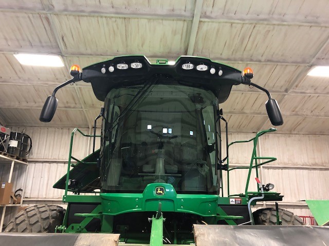 2020 John Deere W260 Windrower