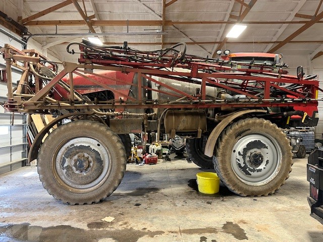 2013 Case IH PATRIOT 3330 Sprayer/High Clearance