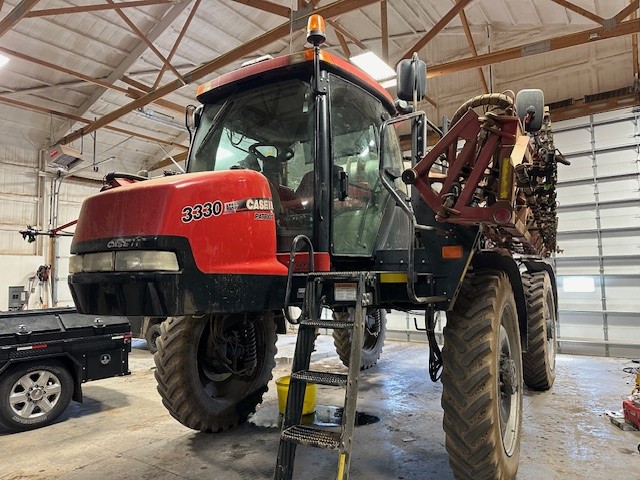 2013 Case IH PATRIOT 3330 Sprayer/High Clearance