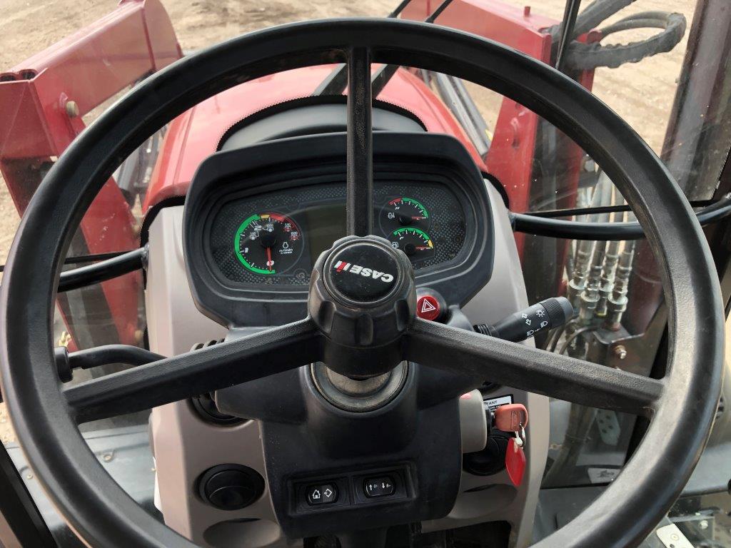 2016 Case IH FARM140A Tractor