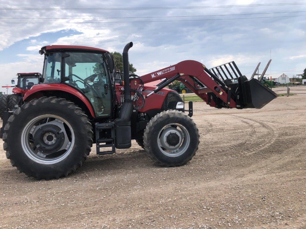 2016 Case IH FARM140A Tractor