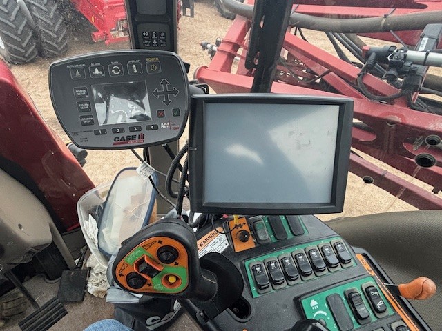 2015 Case IH PAT3340 Sprayer/High Clearance