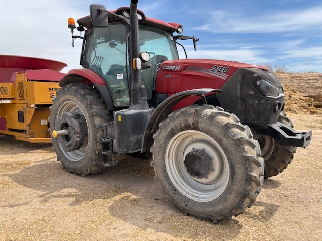 2024 Case IH PUMA220 Tractor
