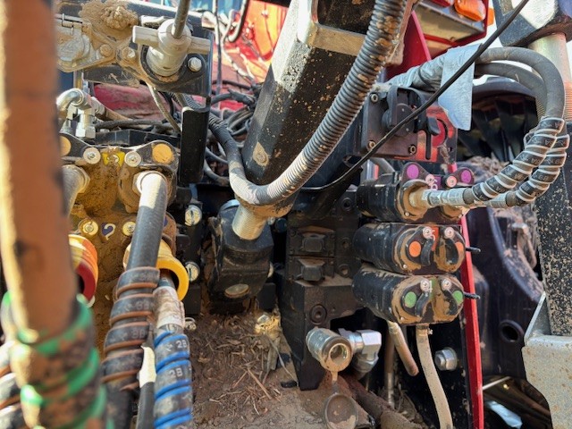 2023 Case IH STG470 Tractor