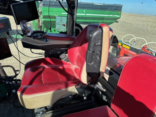 2023 Case IH STG470 Tractor