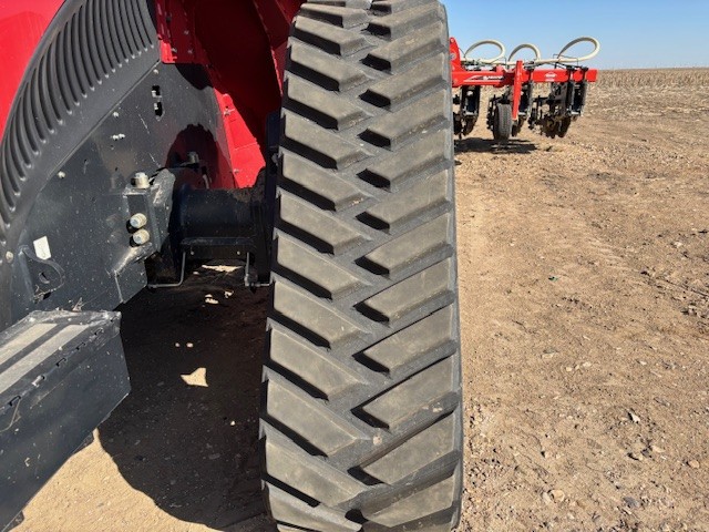 2023 Case IH STG470 Tractor