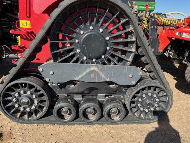 2023 Case IH STG470 Tractor