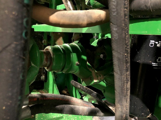 2013 John Deere 9460R Tractor