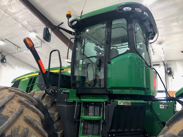 2013 John Deere 9460R Tractor