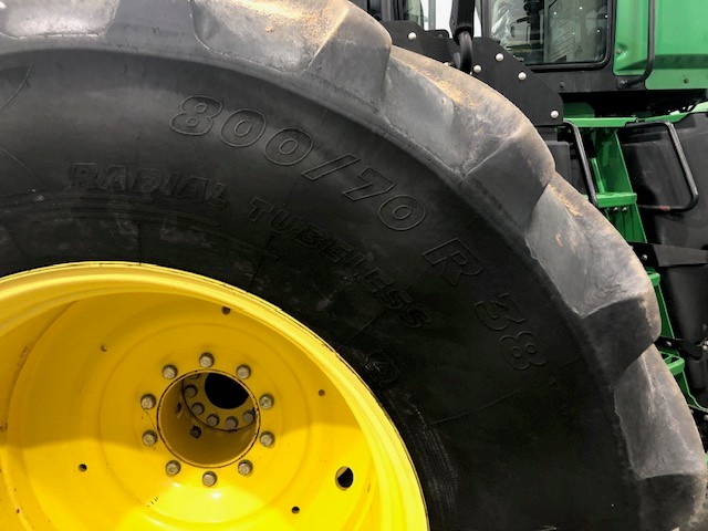 2013 John Deere 9460R Tractor