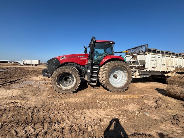 2025 Case IH MAGNUM295 Tractor