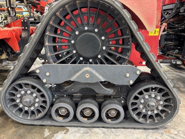 2023 Case IH STG420 Tractor