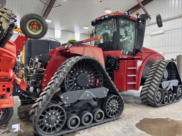 2023 Case IH STG420 Tractor