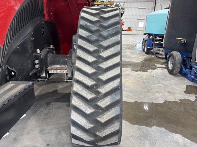 2023 Case IH STG420 Tractor