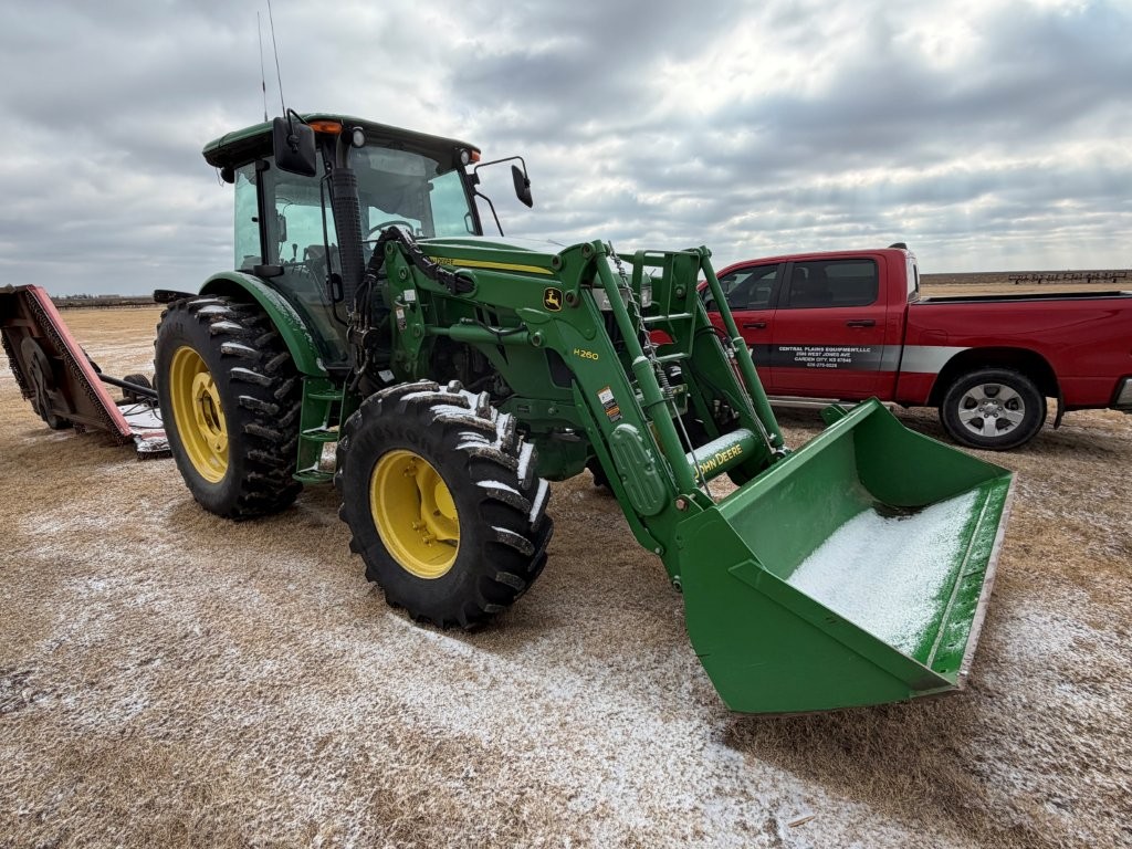 2015 John Deere 6140D Tractor