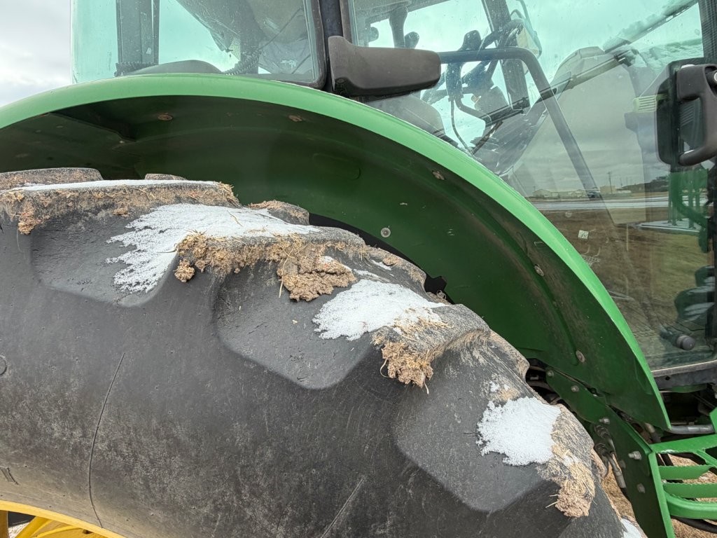 2015 John Deere 6140D Tractor