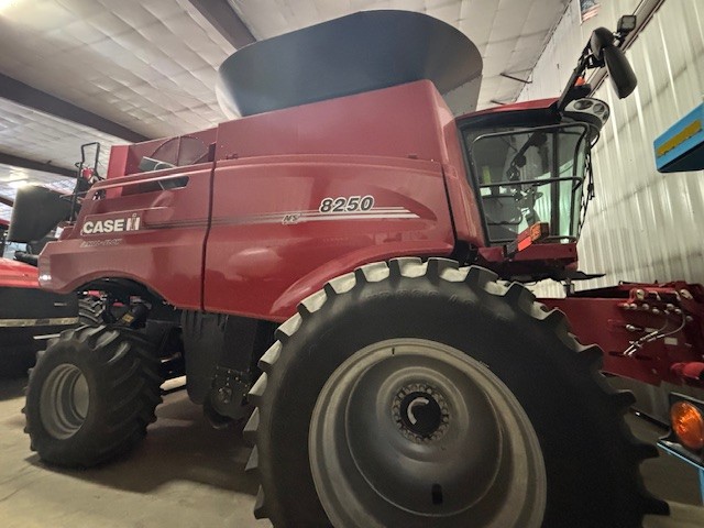 2023 Case IH 8250 Combine