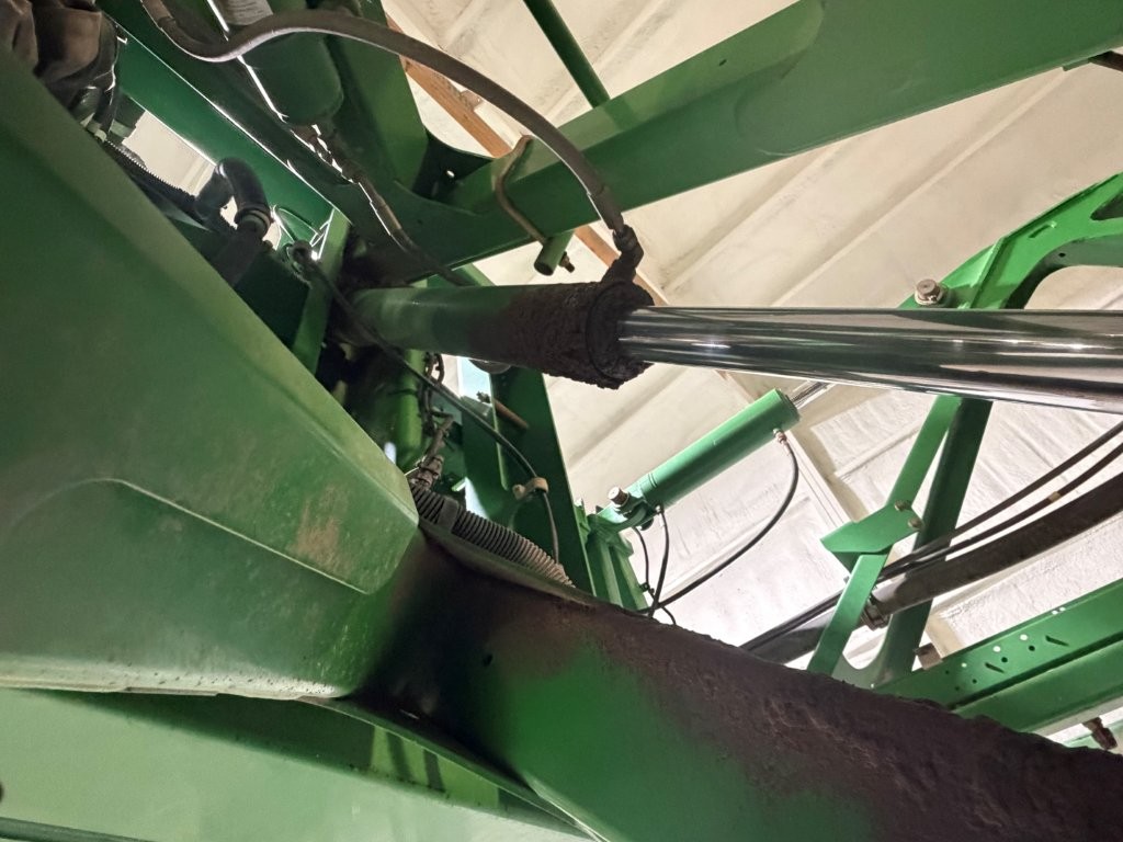 2017 John Deere R4038 Sprayer/High Clearance