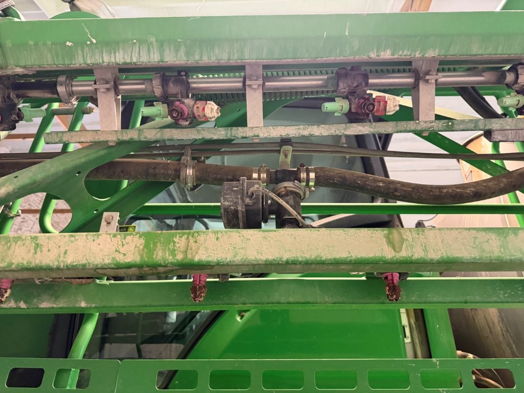 2017 John Deere R4038 Sprayer/High Clearance