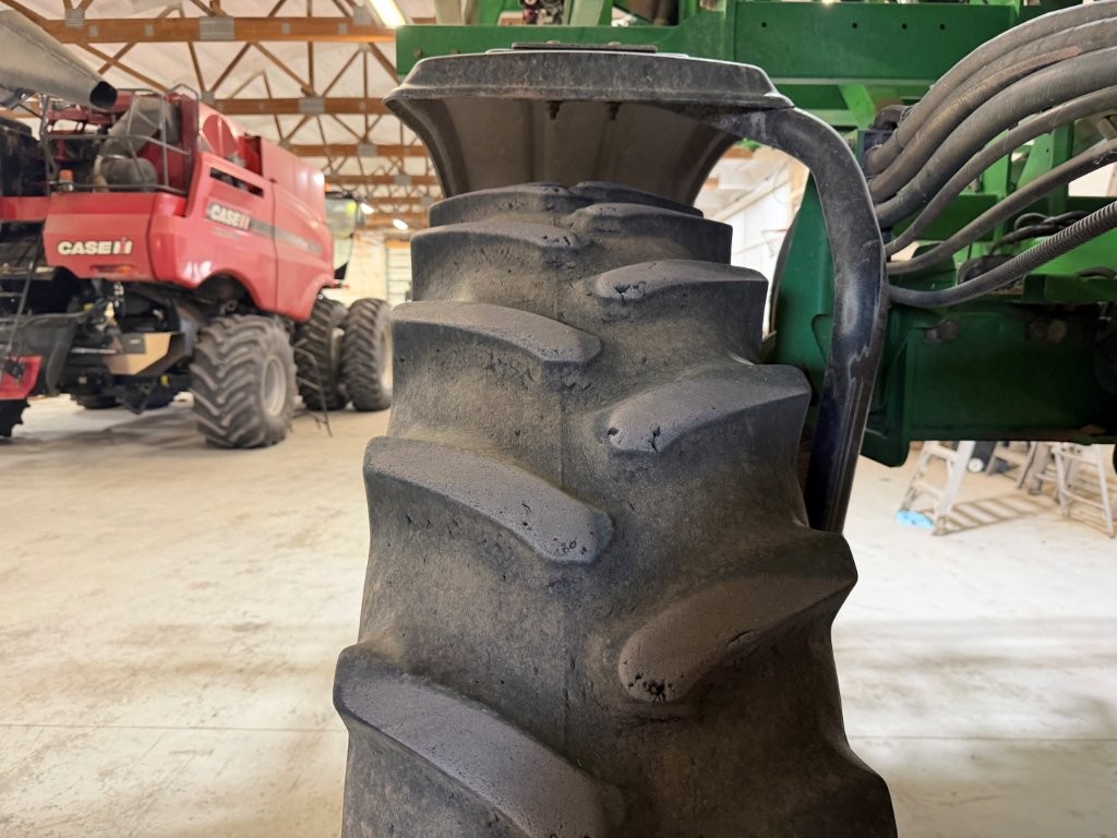 2017 John Deere R4038 Sprayer/High Clearance