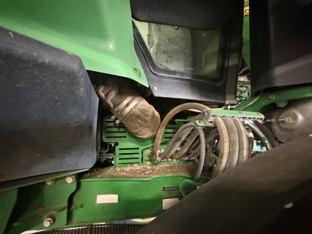 2017 John Deere R4038 Sprayer/High Clearance