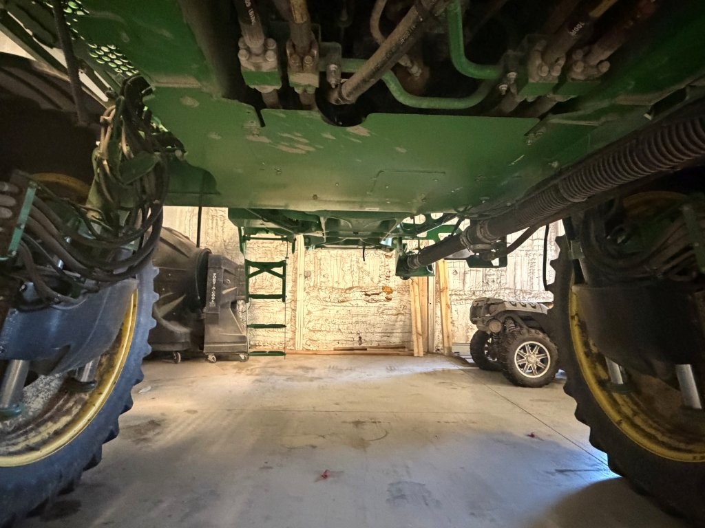 2017 John Deere R4038 Sprayer/High Clearance