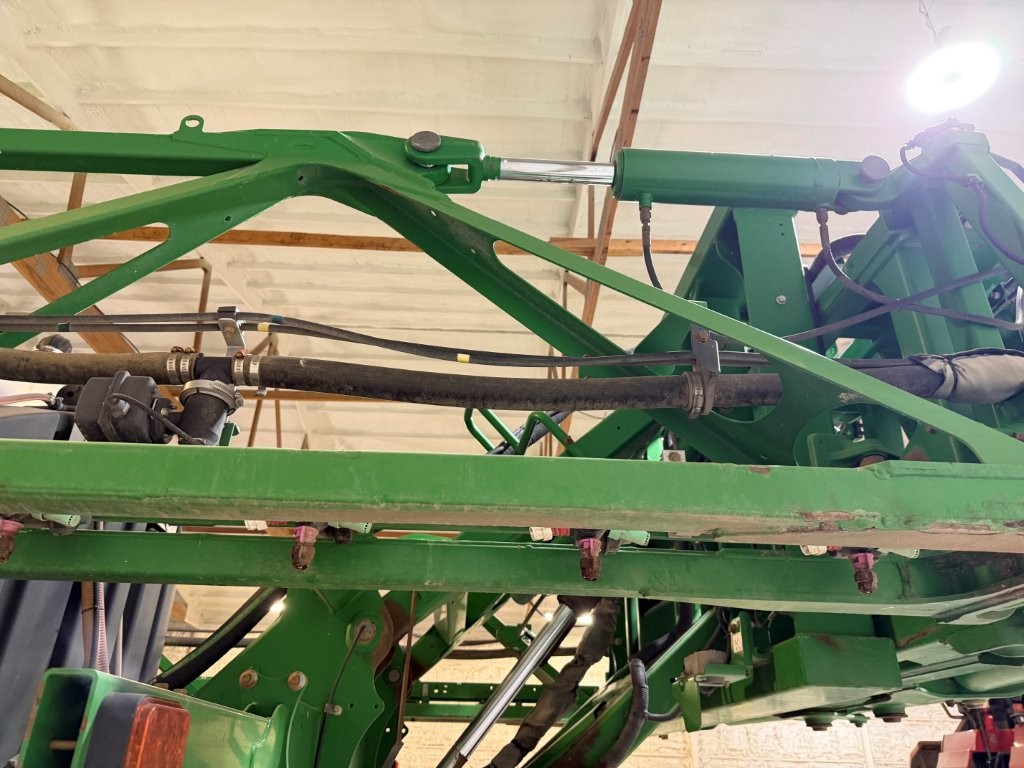 2017 John Deere R4038 Sprayer/High Clearance