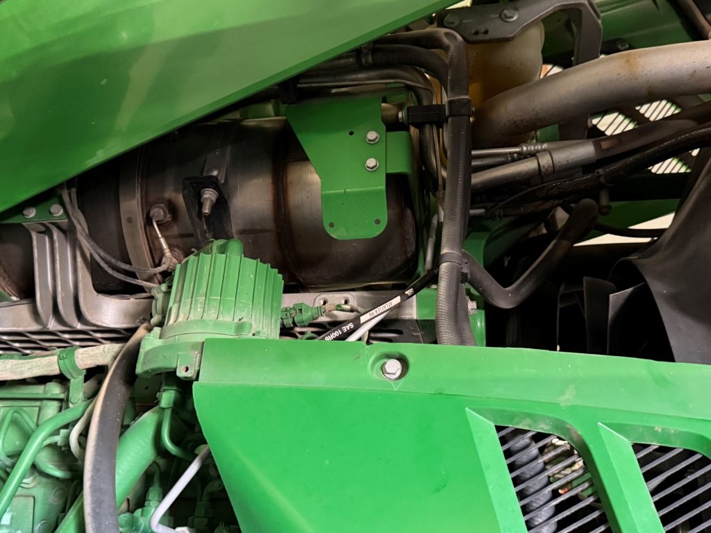 2017 John Deere R4038 Sprayer/High Clearance