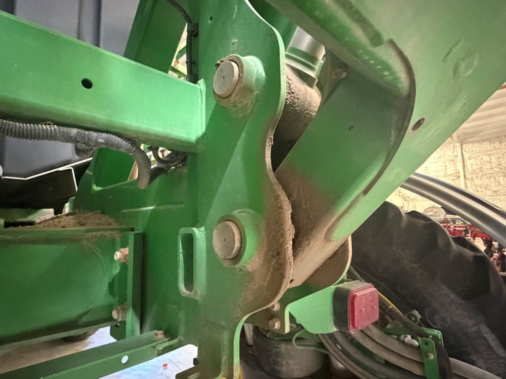 2017 John Deere R4038 Sprayer/High Clearance