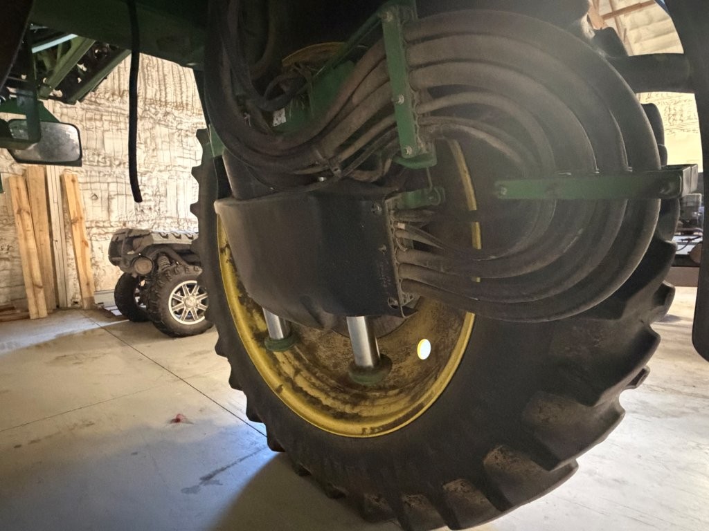 2017 John Deere R4038 Sprayer/High Clearance