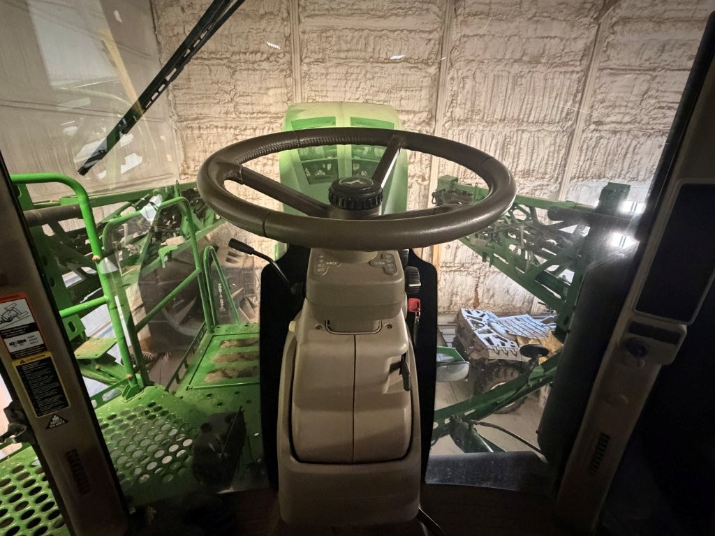 2017 John Deere R4038 Sprayer/High Clearance