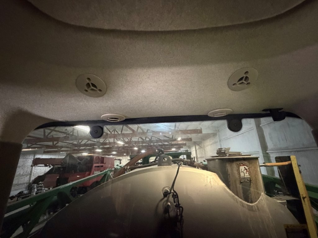 2017 John Deere R4038 Sprayer/High Clearance