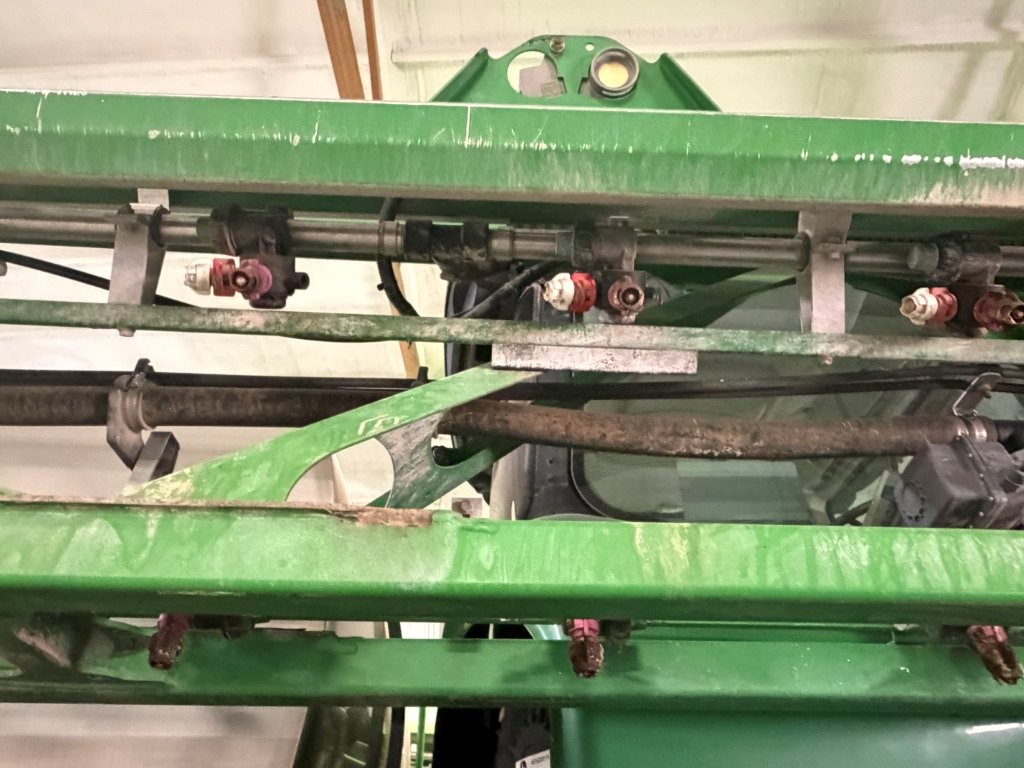 2017 John Deere R4038 Sprayer/High Clearance