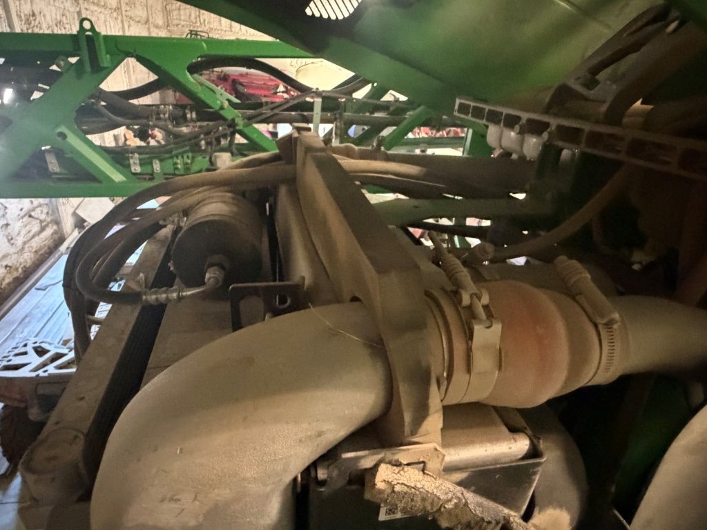 2017 John Deere R4038 Sprayer/High Clearance