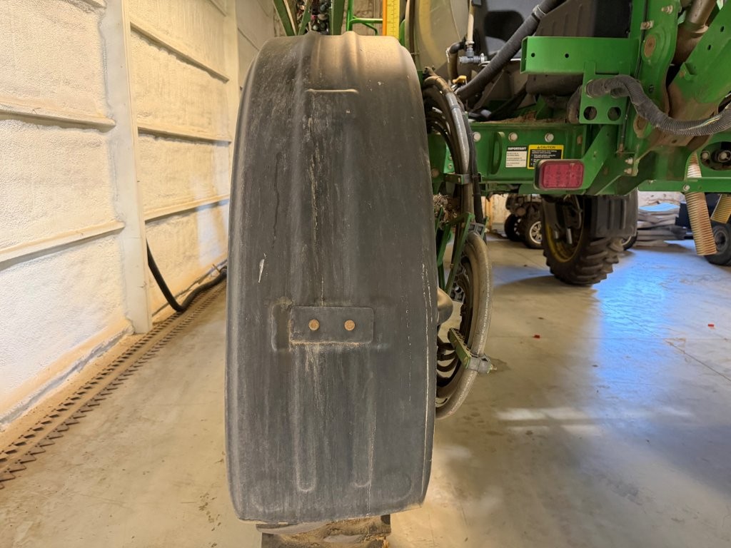 2017 John Deere R4038 Sprayer/High Clearance