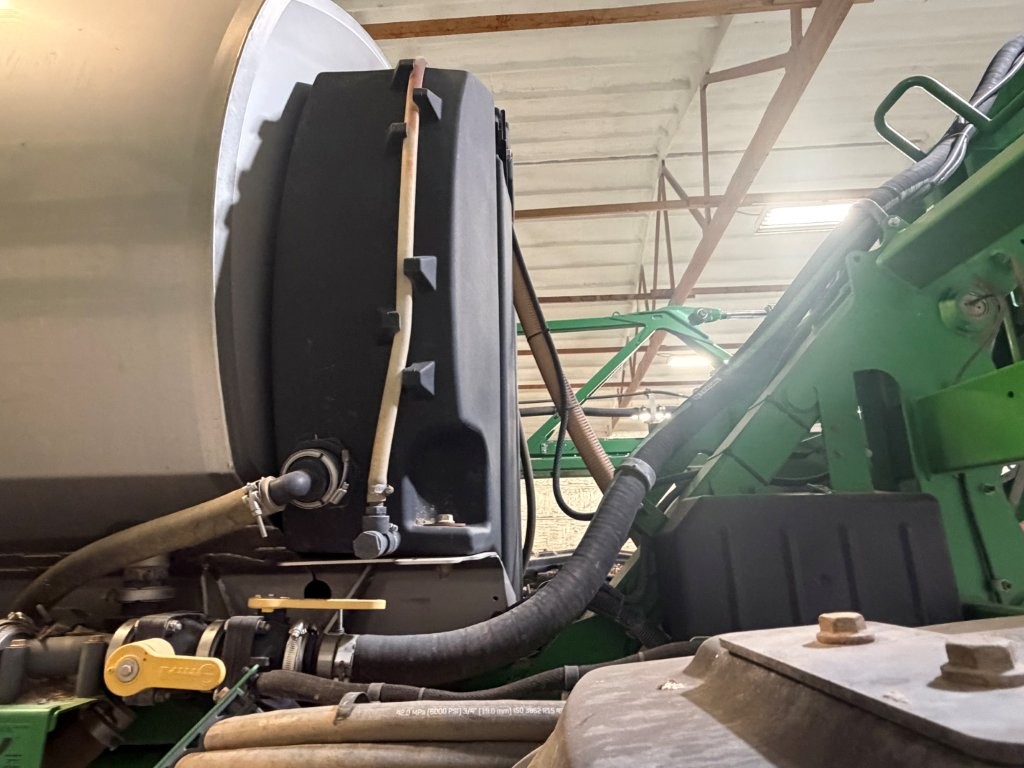 2017 John Deere R4038 Sprayer/High Clearance